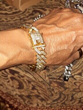 NWT Elegant Gold Crystal Cuban Link Tennis Bracelet Secure Locking Clasp 7.5"